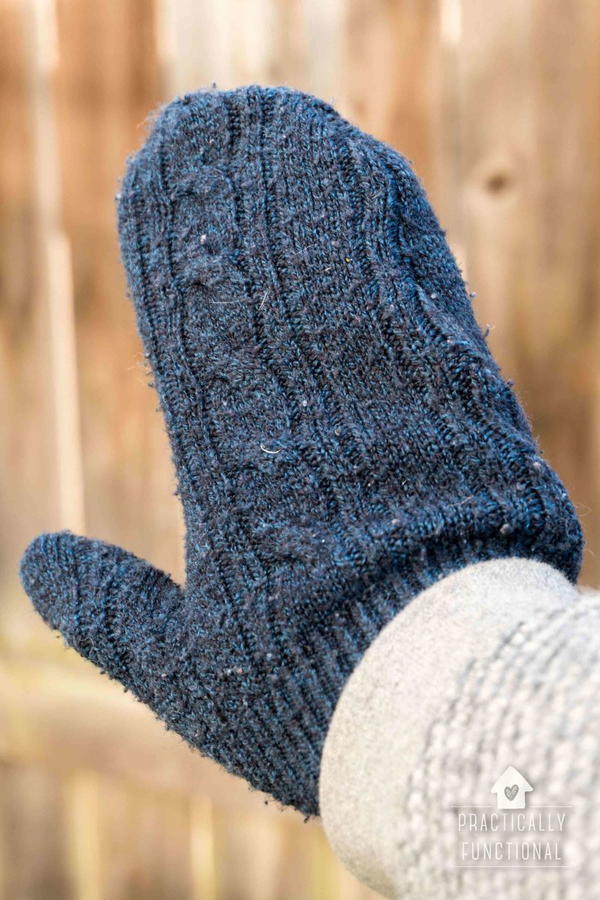 10-Minute Sweater Mittens 10-Minute Sweater Mittens