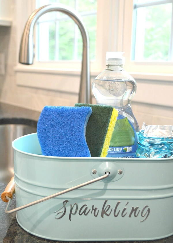 Everything Under the Kitchen Sink: DIY Dish Washing Tote Everything Under the Kitchen Sink: DIY Dish Washing Tote