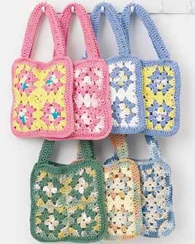 Granny Square Purse Crochet Pattern | FaveCrafts.com