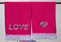 Valentine's Bathroom Towels | AllFreeSewing.com