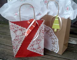 Lovely Lace Gift Bags | AllFreeHolidayCrafts.com