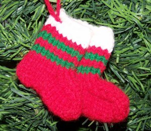 Mini Knit Stocking Ornaments | FaveCrafts.com