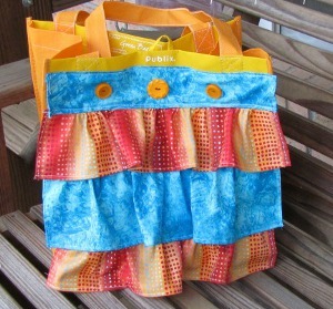 To the Market: 14+ Free Reusable Grocery Bag Patterns | AllFreeSewing.com
