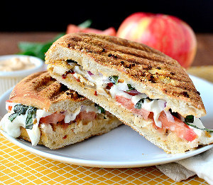 Knockoff Panera Frontega Chicken Panini | AllFreeCopycatRecipes.com