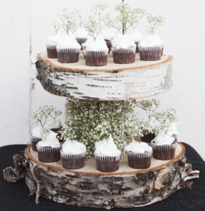 Build a Cupcake Bar: 38 Wedding Cupcake Ideas | AllFreeDIYWeddings.com