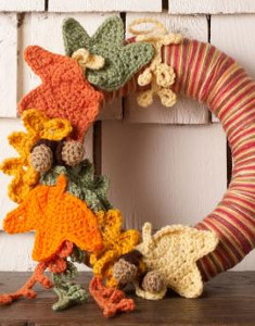 Thanksgiving Leaves Wreath | AllFreeCrochet.com