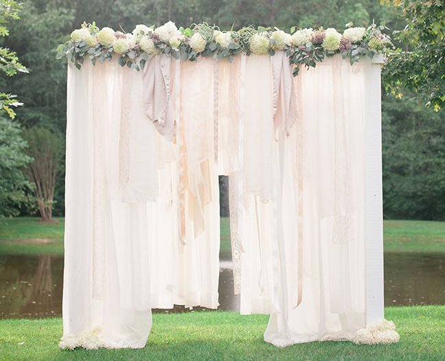 Breathtaking Bohemian Outdoor Wedding Altar | AllFreeDIYWeddings.com