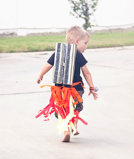 Rocket Blaster Jet Pack | AllFreeKidsCrafts.com