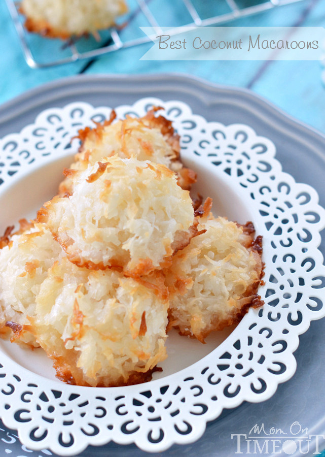 Nana's Best Coconut Macaroons | TheBestDessertRecipes.com