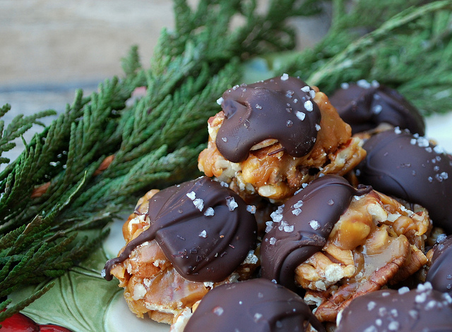 3-Ingredient Turtle Candies | RecipeLion.com