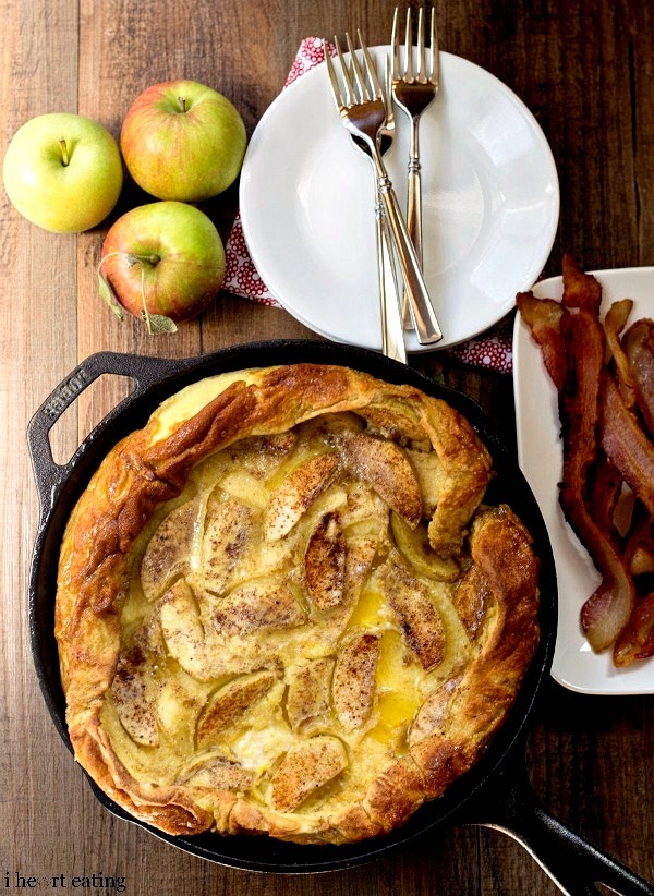 Caramelized Apple German Pancake | RecipeLion.com