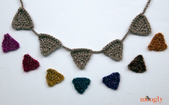 Glimmering Holiday Crochet Necklace AllFreeJewelryMaking.com