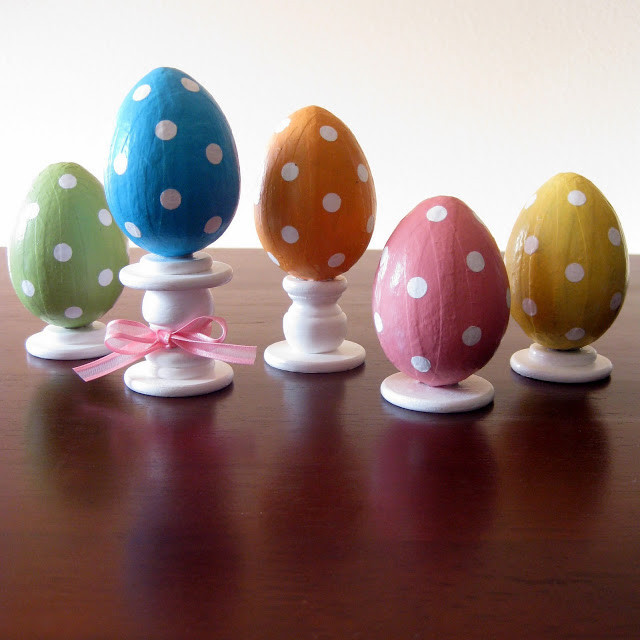 Dotty Egg Decorations | AllFreePaperCrafts.com