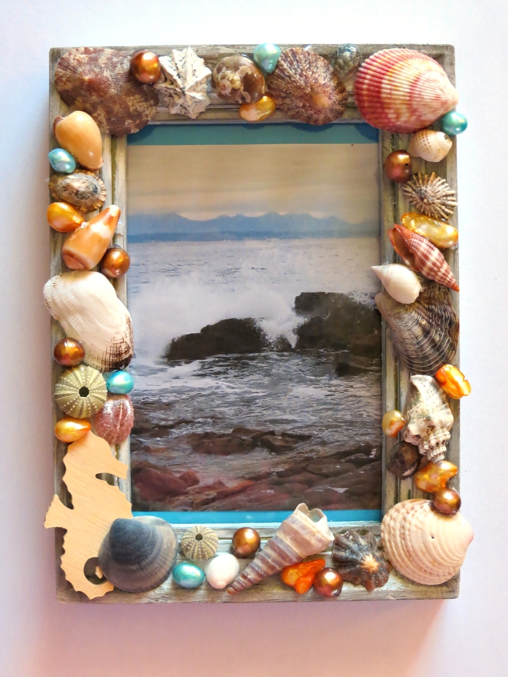 Super Seashells Picture Frame Craft | FaveCrafts.com