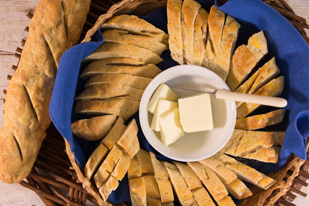 how to make gluten free bread at home