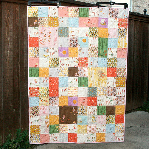 a-patchwork-story-quilt-favequilts