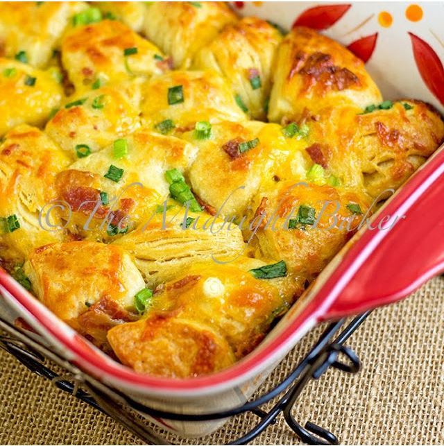 Breakfast Pull Apart Bread Recipe | FaveSouthernRecipes.com