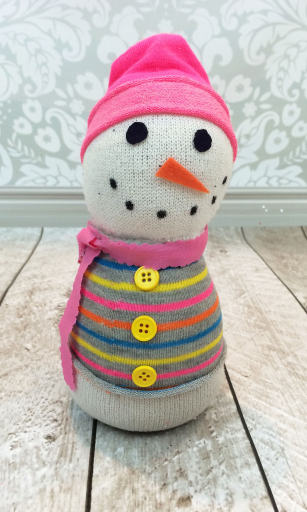 Super Simple Sock Snowman | AllFreeSewing.com