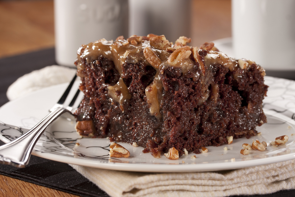 Caramel Pecan Poke Cake Caramel Pecan Poke Cake