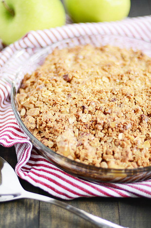 Best Ever Apple Crisp | AllFreeCasseroleRecipes.com