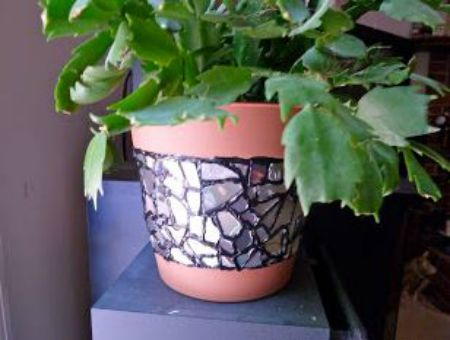 Download Shattered CD Flower Pot | AllFreeKidsCrafts.com