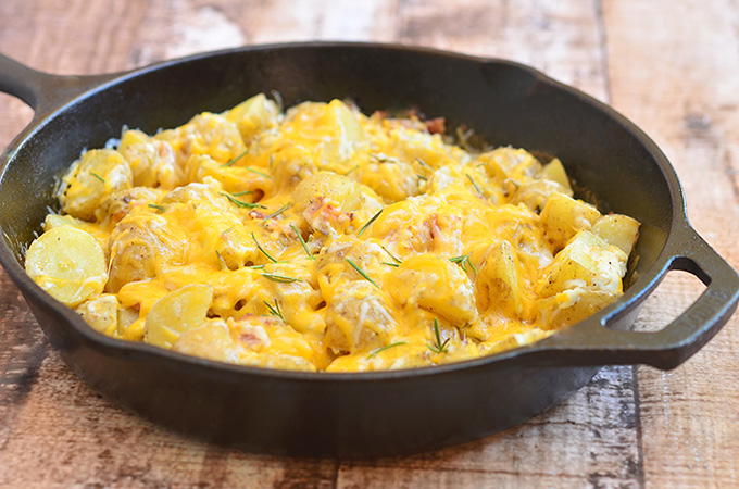 Cheesy Skillet Potatoes 8250