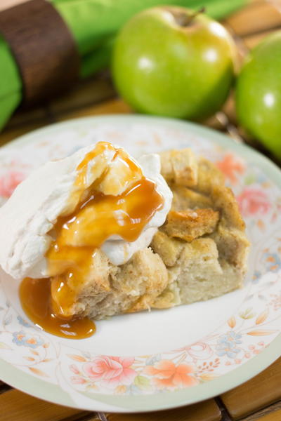 perfect caramel apple bread pudding
