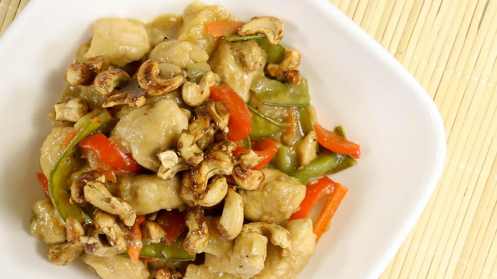 Pineapple Chicken Stir Fry | RecipeLion.com