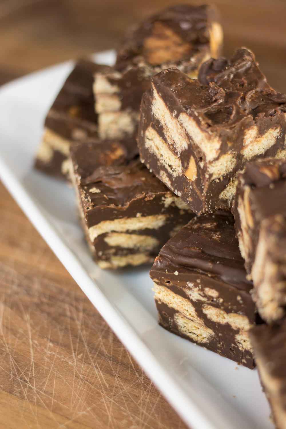 Green macarons tea matcha macaron wedding french recipes macaroons delicious bodasyweddings dessert wonderfuldiy pretty recipe dazzle guests ways рецепты sweet Best Almond Chocolate Fudge | TheBestDessertRecipes.com