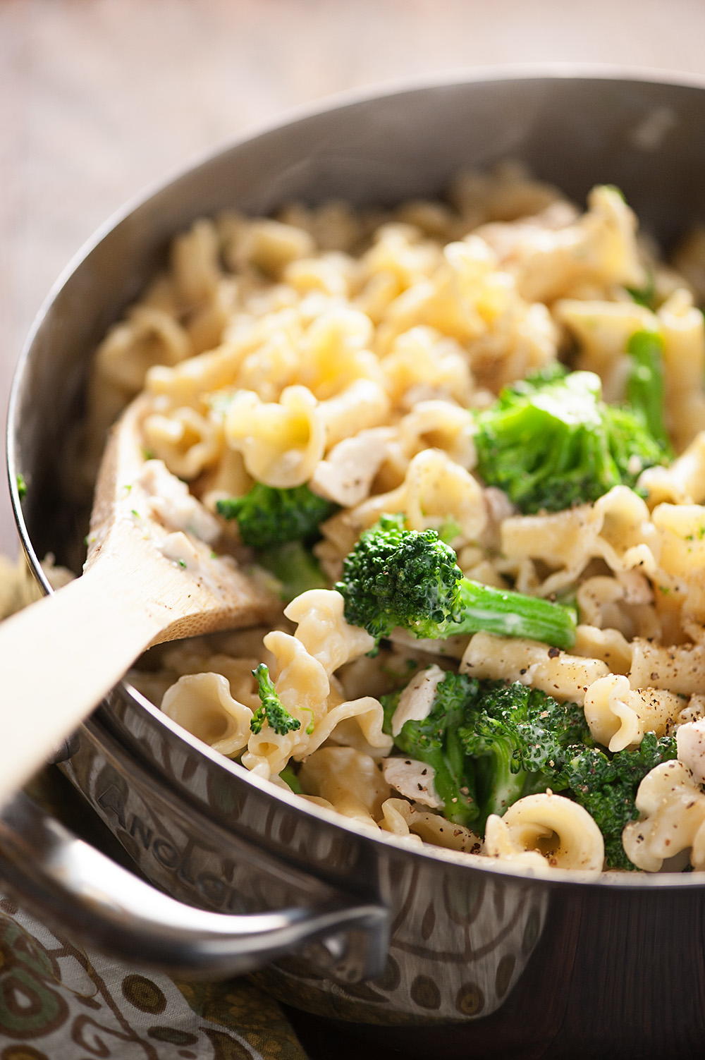 Cheesy Chicken Broccoli Pasta | AllFreeCasseroleRecipes.com