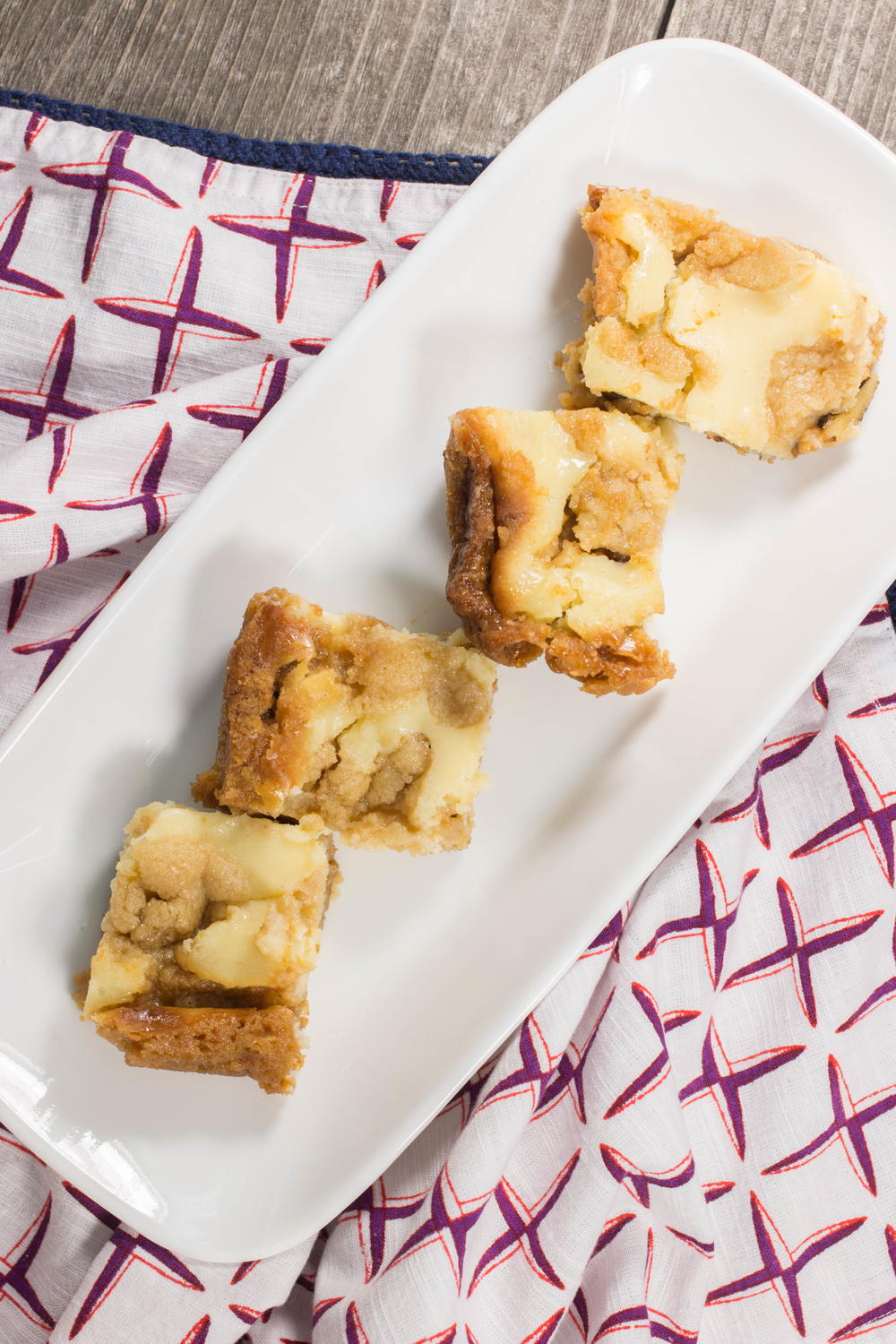 Easy pizza sauce Cream Cheese Cookie Bars | RecipeLion.com