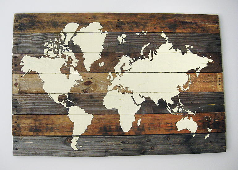 Rustic Pallet Board World Map | DIYIdeaCenter.com