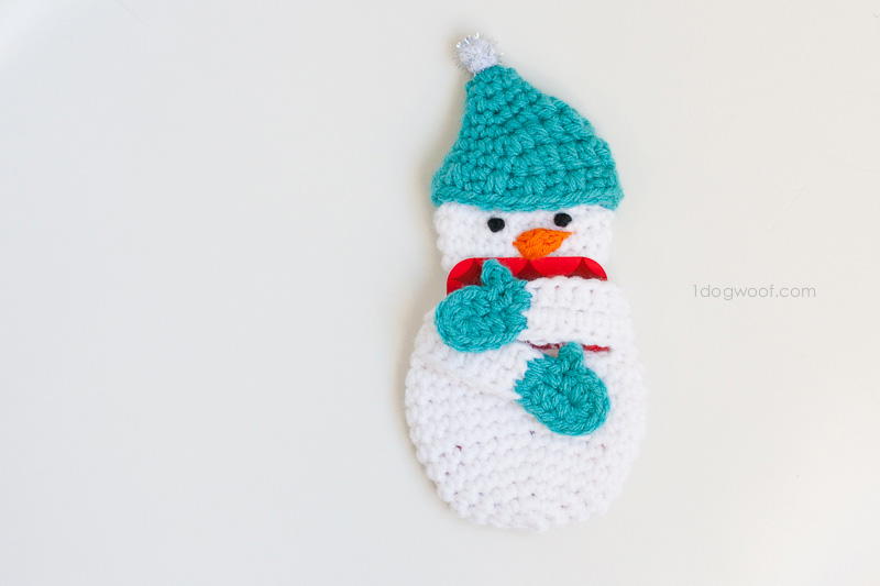 Snowman Gift Card Holder | AllFreeCrochet.com