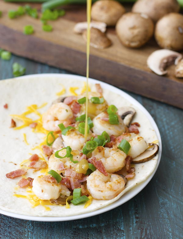 Copycat Alice Springs Shrimp Quesadilla | RecipeLion.com