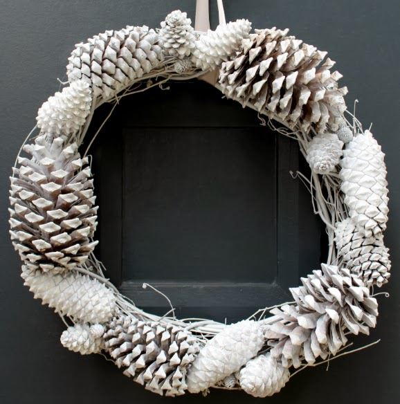 10 Snowy Pine Cone Wreath AllFreeChristmasCrafts Com   10 Snowy Pine Cone Wreath Large600 ID 1334823 