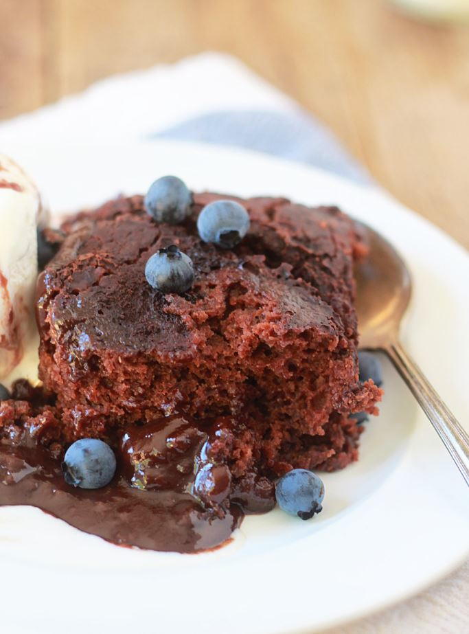 Hot Fudge Slow Cooker Cake