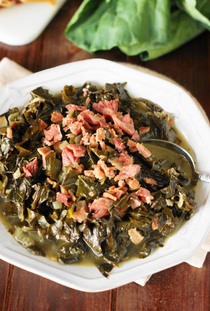 Savory Southern Collard Greens Recipe | FaveSouthernRecipes.com homemade collard greens