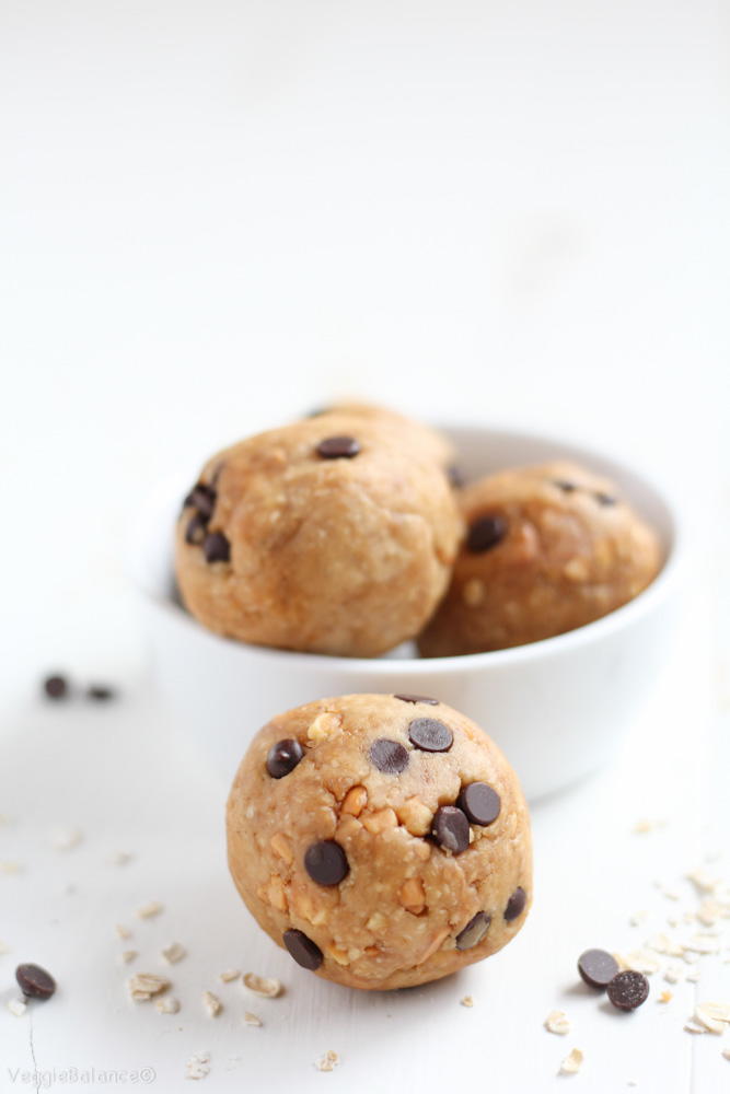 Peanut Butter Oatmeal Energy Bites