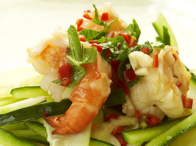 Vietnamese Salad of Broiled Shrimp with Papaya