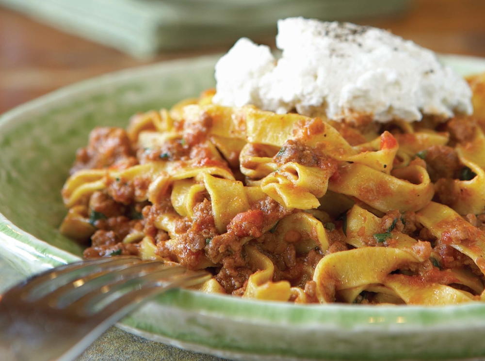 Gigi Tagliatelle Bolognese | Cookstr.com