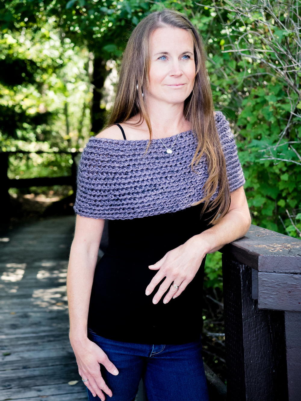 Elegant Capelet Crochet Pattern | AllFreeCrochet.com