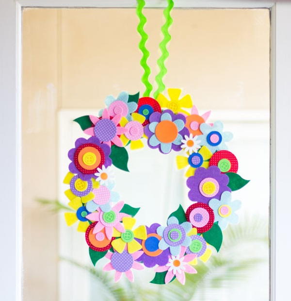 Felt Flower DIY Wreath