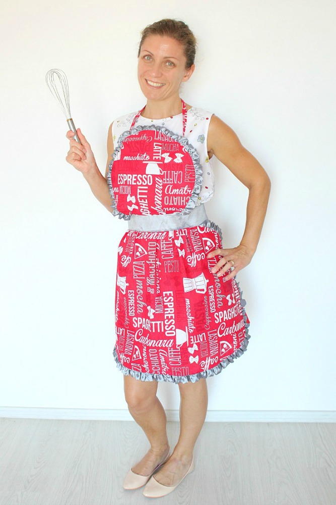 Download Ruffled Apron Sewing Pattern | FaveCrafts.com