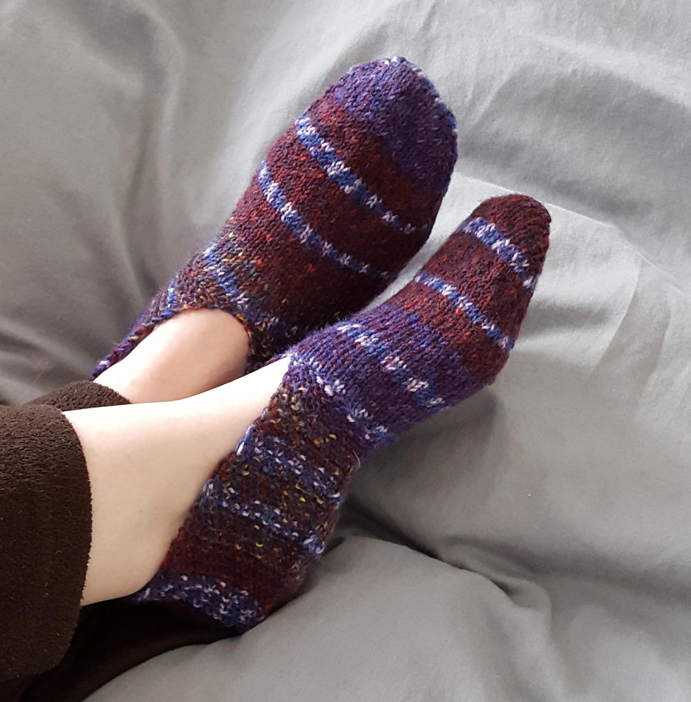 Easy Knitted Slippers | AllFreeKnitting.com