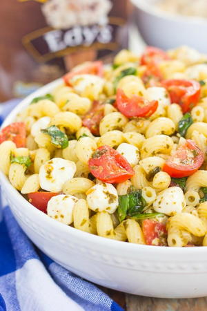 The Best Funeral Foods: 21 Easy Potluck Recipes for a Crowd