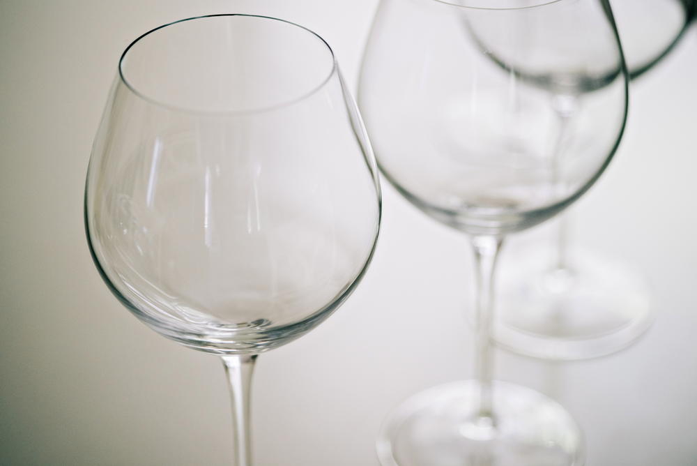 Serving Wine 3 Reasons Why Wine Glass Shape Matters