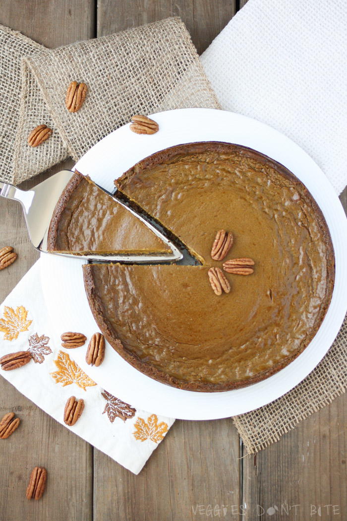 Simple Vegan Pumpkin Pie with Pecan Crust | FaveHealthyRecipes.com