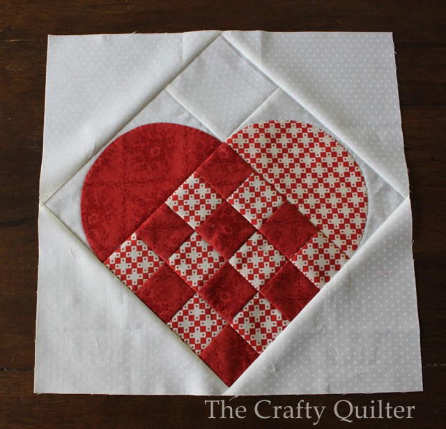 Quilt baby dresden pattern diy patterns easy quilts beginners plate pane window quilting sew designs fabric motivation monday blocks allfreesewing Nordic Heart Block Tutorial | FaveQuilts.com