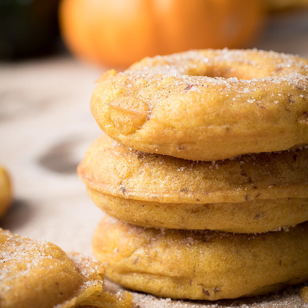 Vegan Pumpkin Doughnuts