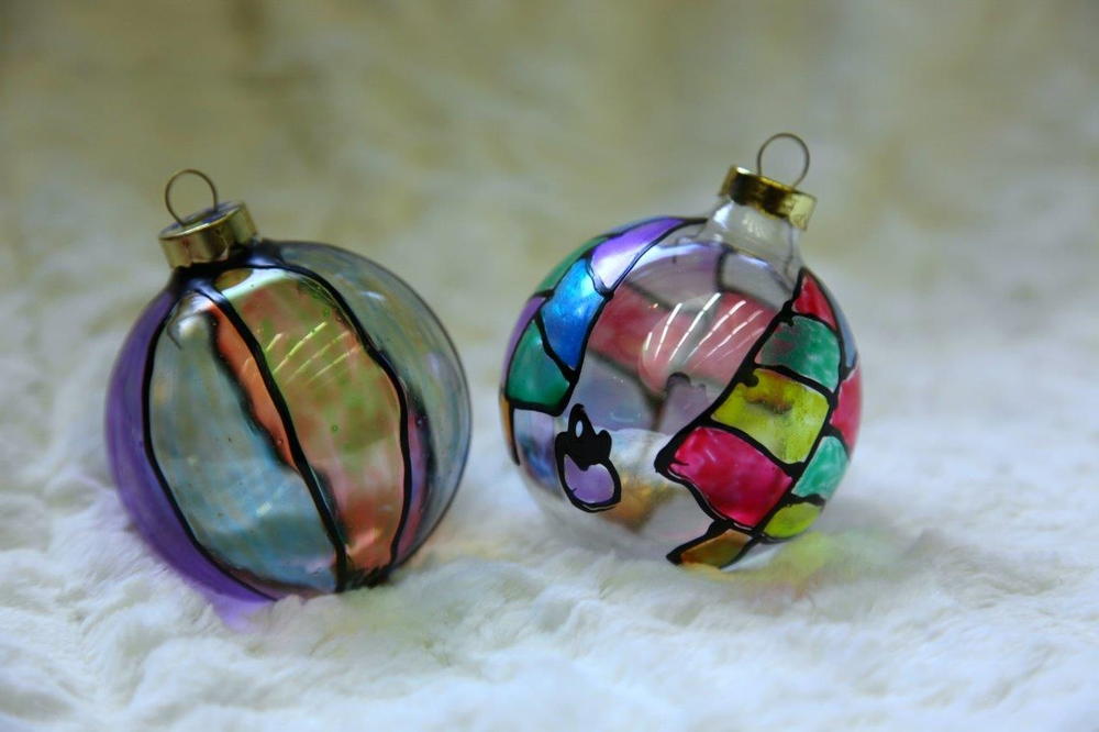 Stain Glass Ornament | FaveCrafts.com